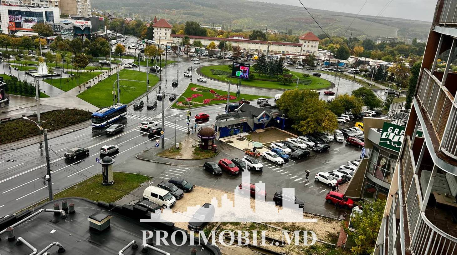 https://images.proimobil.md/-3Z62gHztz6E81yXZHommPFiaX5NJduWE6oMu0AP5ZU/watermark:0.75:so:0:30:0.39/resize:fill:1460:816:1/gravity:ce/bG9jYWw6Ly8vZXN0YXRlL2xyLzViMDViZGZmLWM0MWEtNDViYS1iZThhLTc2NDQxMTk5NWU3OC5qcGVn