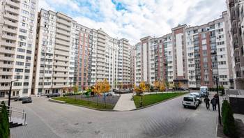 https://images.proimobil.md/-EjAQLjpjcaZ-VDYEkivyQLgIyR1WoUv5ddzkdtwzII/resize:fill:350:198:1/gravity:ce/bG9jYWw6Ly8vZXN0YXRlL2xyLzJkY2JkMzY2LWQ4NGItNGI2Mi1iZjAyLWIwZDYyNDk4Nzk5My5qcGVn