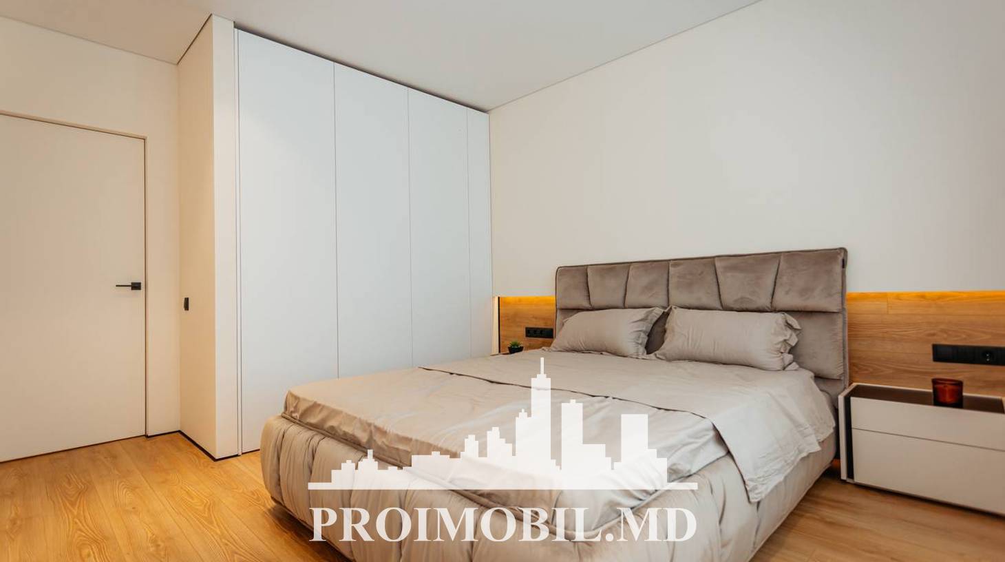 https://images.proimobil.md/-FmfuFZU8ZrlKQhrNNe9qCBR4hp73nsXymPqgYdt6ks/watermark:0.75:so:0:30:0.39/resize:fill:1460:816:1/gravity:ce/bG9jYWw6Ly8vZXN0YXRlL2xyLzQzNWMwNzVmLWYxZGYtNDMwZS04NTBlLWJiNmRiYTdjZDlhZi5qcGVn