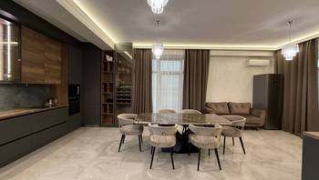 https://images.proimobil.md/-XZcRcKxxyV2Gc2q82firiSLhN5140pQxBK5qWV2EGY/resize:fill:350:198:1/gravity:ce/bG9jYWw6Ly8vZXN0YXRlL2xyL2JlZWQxNmJiLWMxMDItNDhkOC04OWYwLWU0ZWI5NGY4NzcxMy5qcGVn