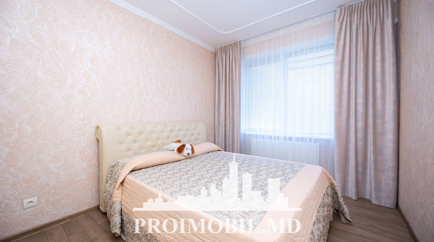 https://images.proimobil.md/-thL5bCCk5ySEvNdxwNWTUoGCwxY0PdHdSL-P7ZeVQs/watermark:0.75:so:0:30:0.39/resize:fill:1460:816:1/gravity:ce/bG9jYWw6Ly8vZXN0YXRlL2xyL2FiODFmNzljLTNmNDUtNGViOC1iNzg5LWIwMTZlNTc3OTA5ZS5qcGVn