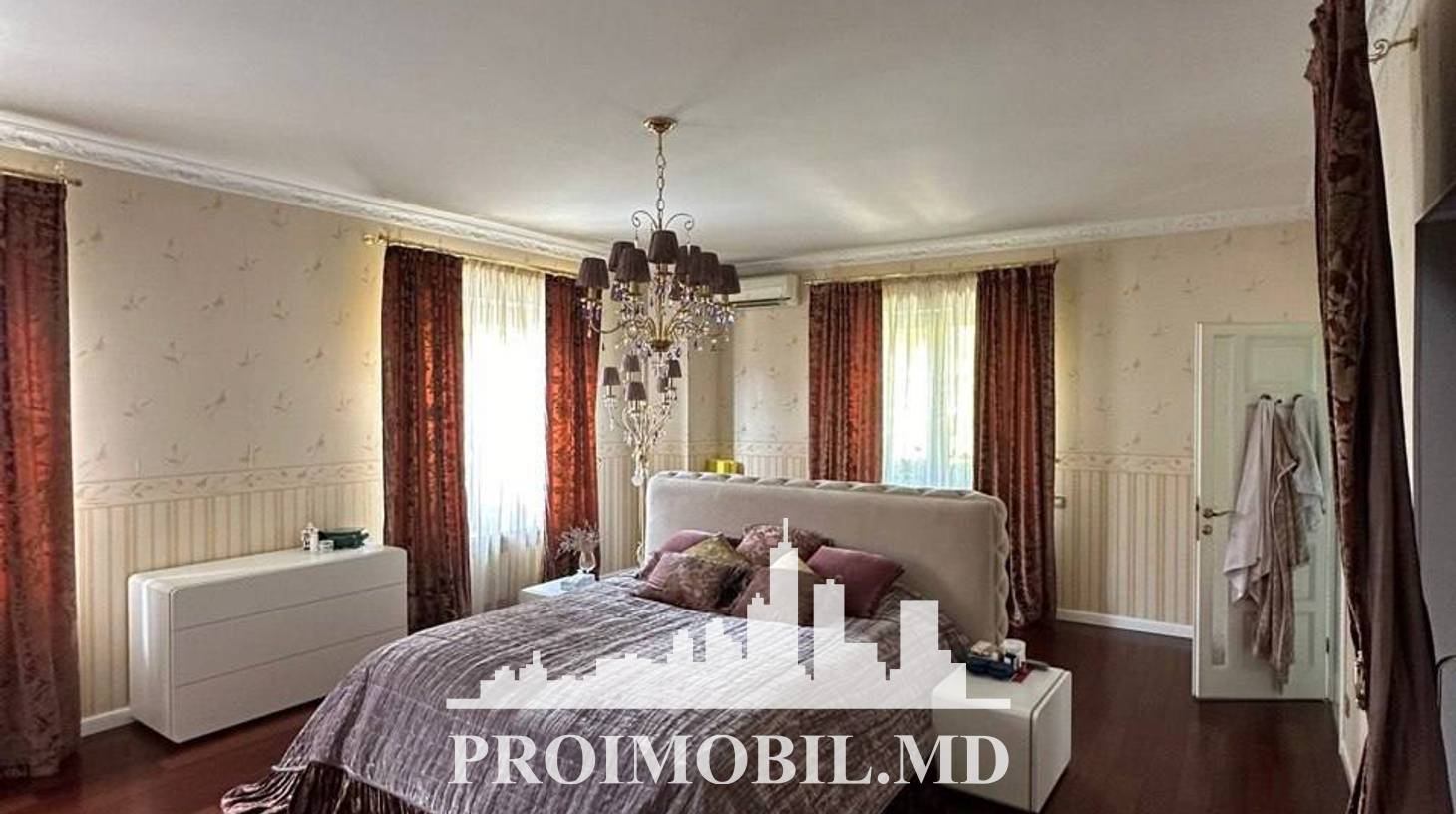 https://images.proimobil.md/-ucHM6yGSkPcGqgW8KK7vp_HqqwshQLwdxyDip5B77o/watermark:0.75:so:0:30:0.39/resize:fill:1460:816:1/gravity:ce/bG9jYWw6Ly8vZXN0YXRlL2xyLzhhNDNiYWI2LTRlOTMtNDljZi1iYjliLWEwZTM4MDZlNWNlNi5qcGVn