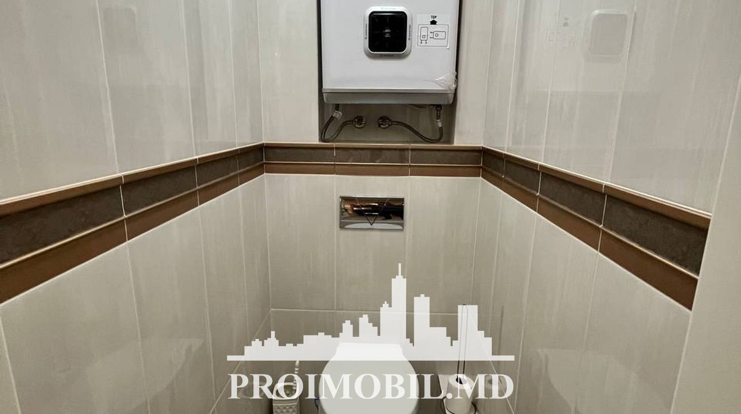 https://images.proimobil.md/02oZMw8ssqYs-3son1b1espRXKPpDPYPGYvhKHZ_djU/watermark:0.75:so:0:30:0.39/resize:fill:1460:816:1/gravity:ce/bG9jYWw6Ly8vZXN0YXRlL2xyLzAyMWY5MDgyLTA2MmYtNDNhYS1iODhiLWE2MTMwY2Y2ODYxZC5qcGVn