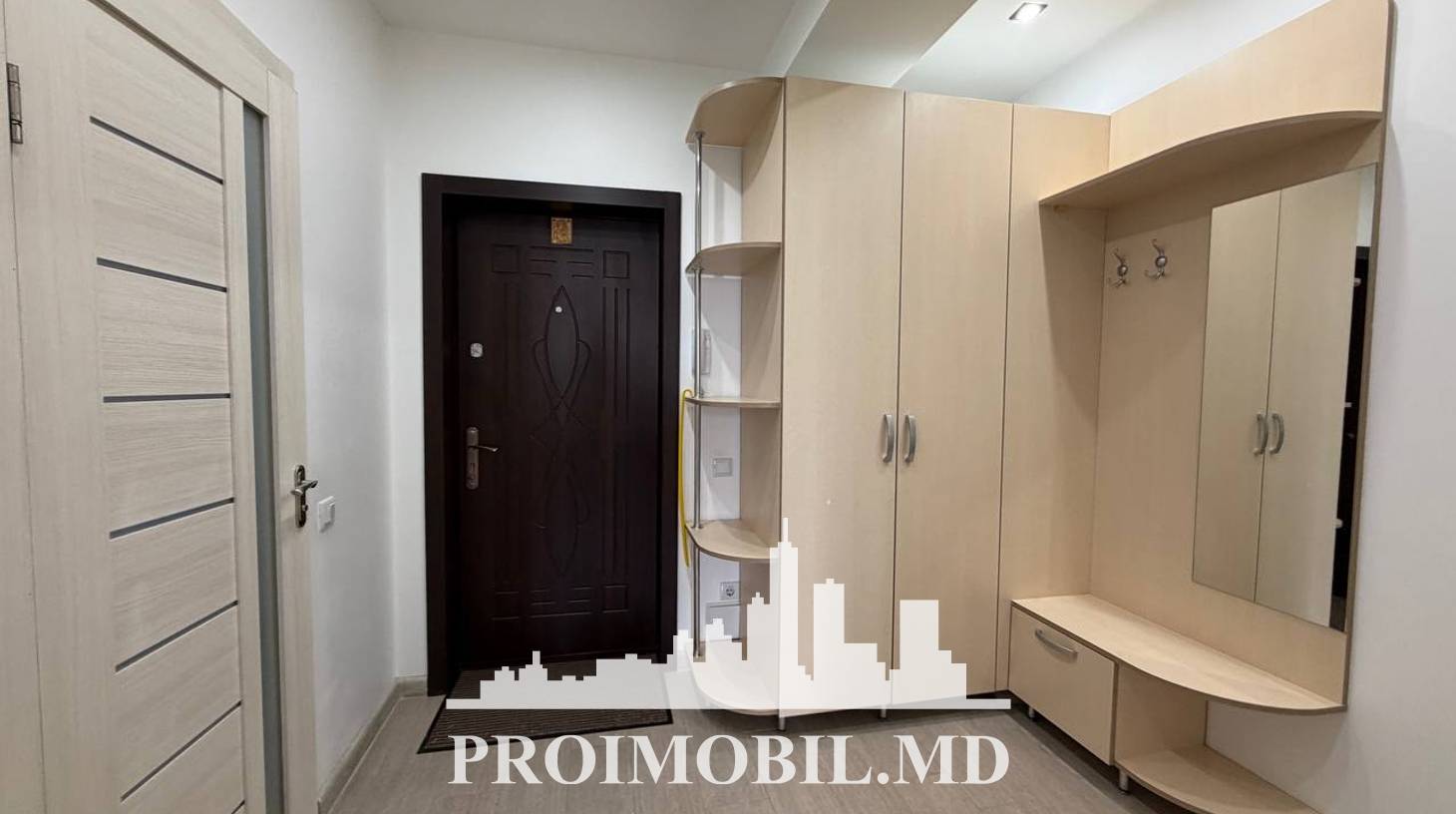 https://images.proimobil.md/03u74HQyXBKoTocsZTJ6ejWiSLZ8wAApaaccoDD-1O8/watermark:0.75:so:0:30:0.39/resize:fill:1460:816:1/gravity:ce/bG9jYWw6Ly8vZXN0YXRlL2xyL2MwM2Y5NmRkLTBkYzQtNGU0Ny1hOTVhLWIzY2YzYjIzZjQxYy5qcGVn