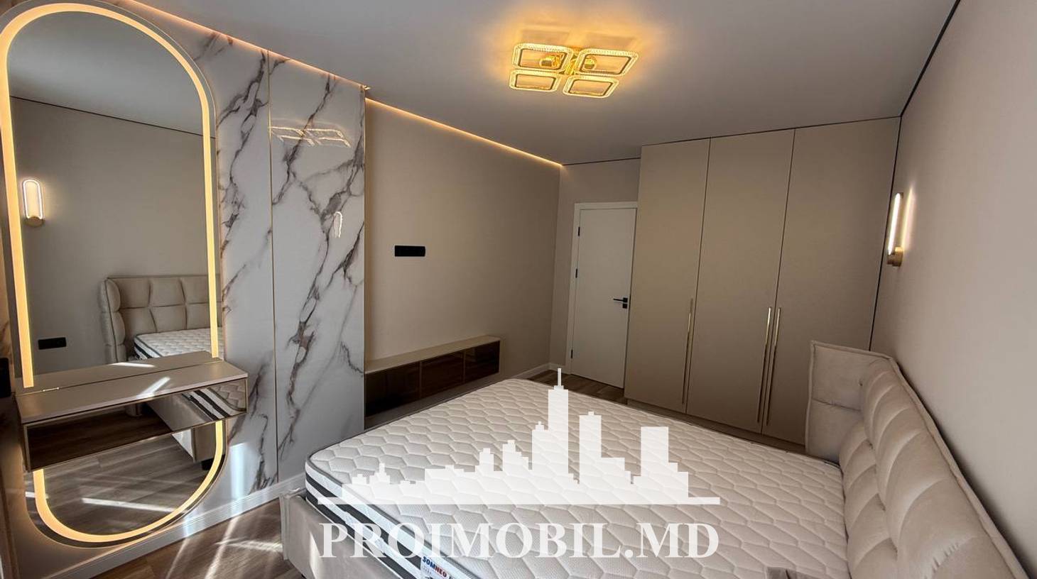 https://images.proimobil.md/05DSM6QYXf6g56IAT0IQY3bKUzrxpBQAX3wqsR2VooI/watermark:0.75:so:0:30:0.39/resize:fill:1460:816:1/gravity:ce/bG9jYWw6Ly8vZXN0YXRlL2xyLzMwYjMyZDlmLTAzMGItNDA1Yy1hZWRjLTQzZGU3YjYyN2U1NC5qcGVn