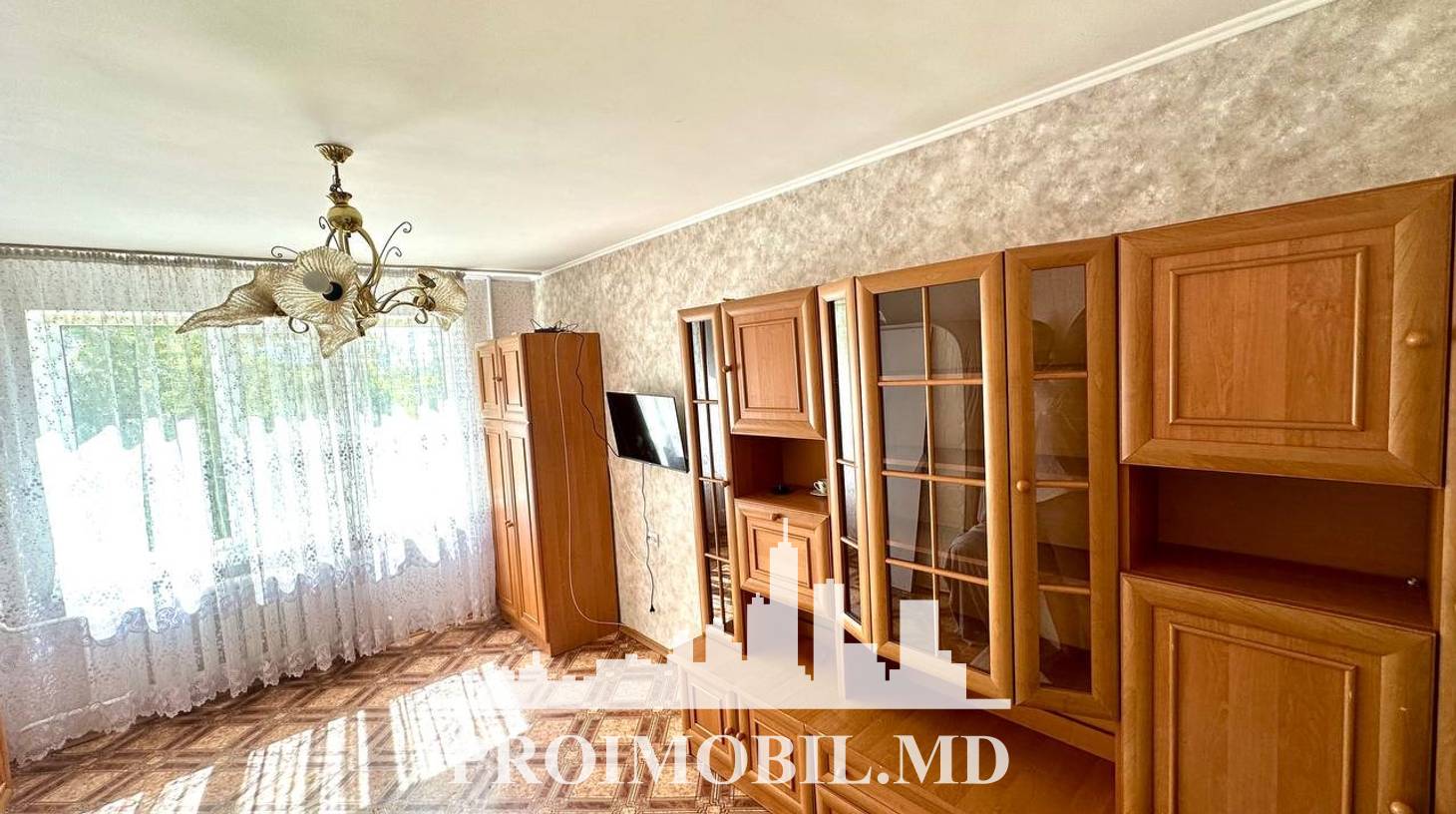 https://images.proimobil.md/06YnQURdKa-AGkDkEx71xJDJOPJiZONm-G78Z-zzUH8/watermark:0.75:so:0:30:0.39/resize:fill:1460:816:1/gravity:ce/bG9jYWw6Ly8vZXN0YXRlL2xyL2M5YjQ0NjJhLWVkNjEtNGQ4MS1hNDliLWFiZWZjOTlmMmRjYy5qcGVn