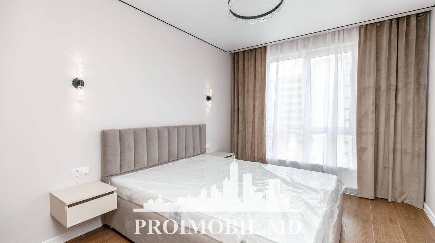 https://images.proimobil.md/06byiGqrzZsBMzQOCzxeDMptVEqLmawzEuiU2-NIJ0E/watermark:0.75:so:0:30:0.39/resize:fill:1460:816:1/gravity:ce/bG9jYWw6Ly8vZXN0YXRlL2xyLzJjMjg0NTc2LTJhOWUtNDAyNS04NzEzLWY4N2Y1Y2UxMjc2Mi5qcGVn