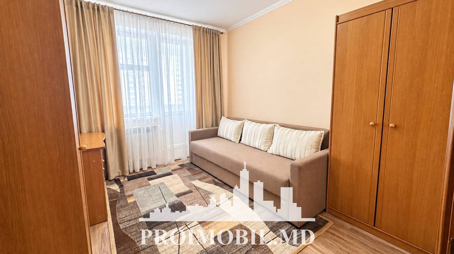 https://images.proimobil.md/09DfJIXmjG76KU_yDg0yM4SuutJVKFYVbNoR2Pv_xCo/watermark:0.75:so:0:30:0.39/resize:fill:1460:816:1/gravity:ce/bG9jYWw6Ly8vZXN0YXRlL2xyLzlkOTEwMDdjLTQ5NGItNGU0Ny04MDc2LTMzMmMzMzYyNmFiZC5qcGVn