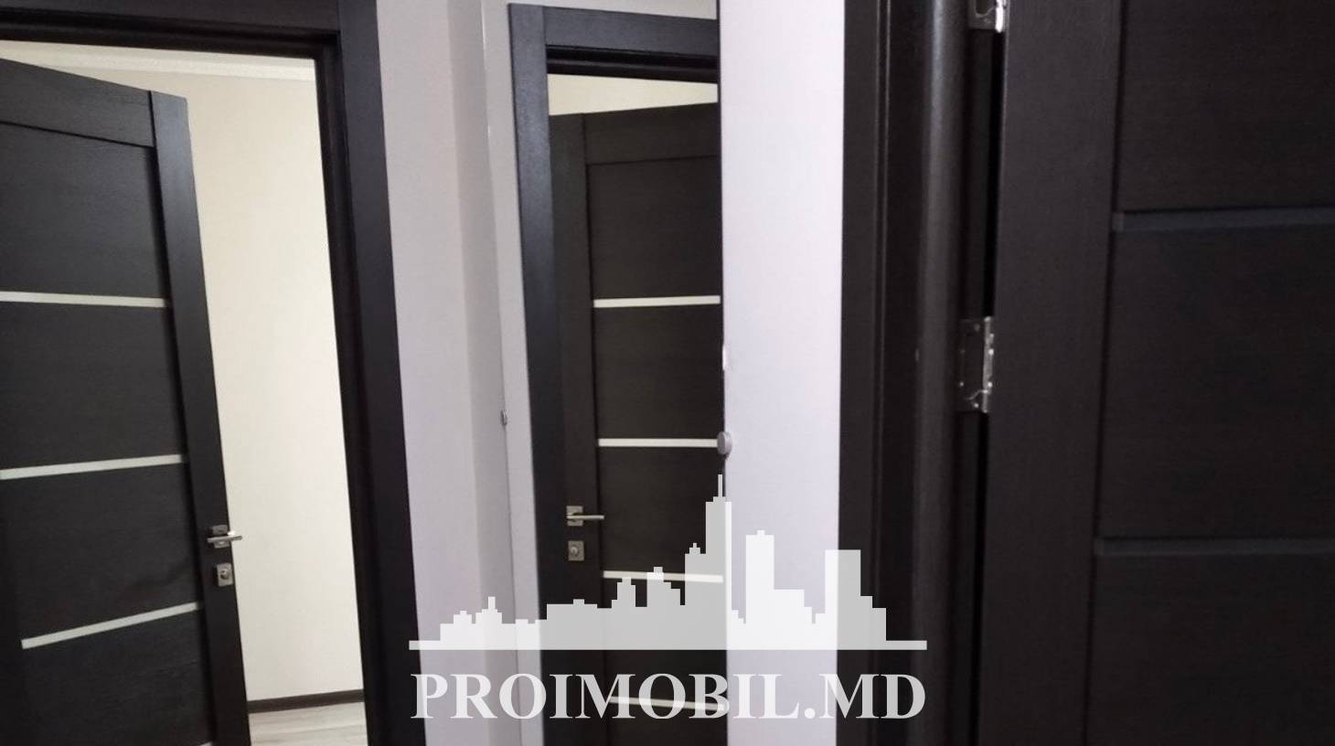 https://images.proimobil.md/0A3S1n5-p-_wqTtmrs1LBz_u6-LeeNH_7KfjhFdW7Hc/watermark:0.75:so:0:30:0.39/resize:fill:1460:816:1/gravity:ce/bG9jYWw6Ly8vZXN0YXRlL2xyLzk0Y2RkMjE1LTZlZGQtNDI4NC1iMjgyLTA5YmU4YzY0Mjc0Ny5qcGVn