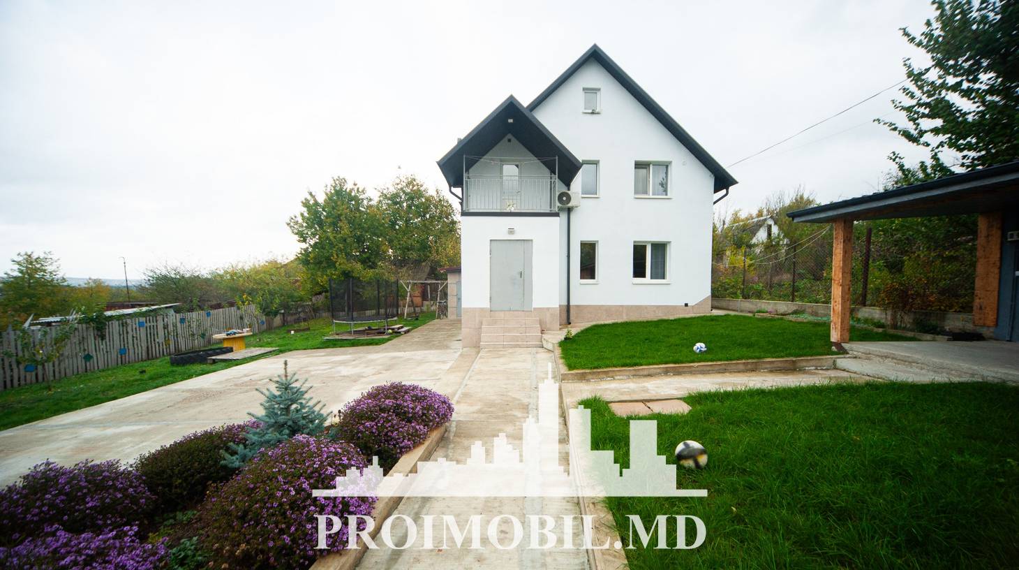 https://images.proimobil.md/0GqMLnddokQ-hoNE4I-mK5xvhKndIaWw5haIEL5C2KY/watermark:0.75:so:0:30:0.39/resize:fill:1460:816:1/gravity:ce/bG9jYWw6Ly8vZXN0YXRlL2xyLzMyZGU4MmMyLTBhNTgtNGI1OC1hNzQ2LTAxMWZjNTI2YjBlZC5qcGVn