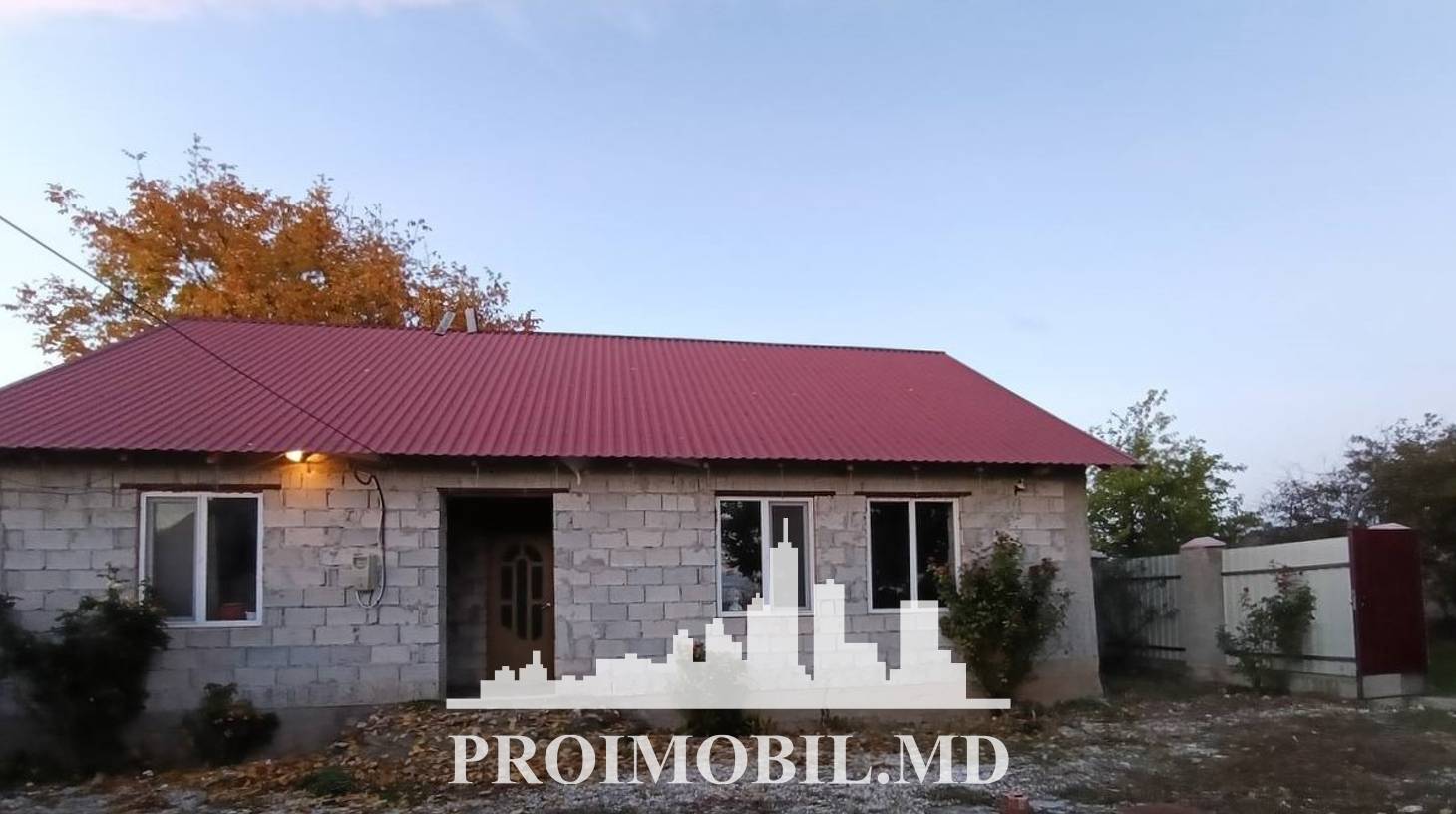 https://images.proimobil.md/0JJQLIaEap9Z_TJYcWqnLhblKS41sYahOdphQuTiv9I/watermark:0.75:so:0:30:0.39/resize:fill:1460:816:1/gravity:ce/bG9jYWw6Ly8vZXN0YXRlL2xyLzYxOTk3MTQ4LWI3MmItNDY5Ny05MWFmLTA5MGNmMWNmYzU3Yi5qcGVn