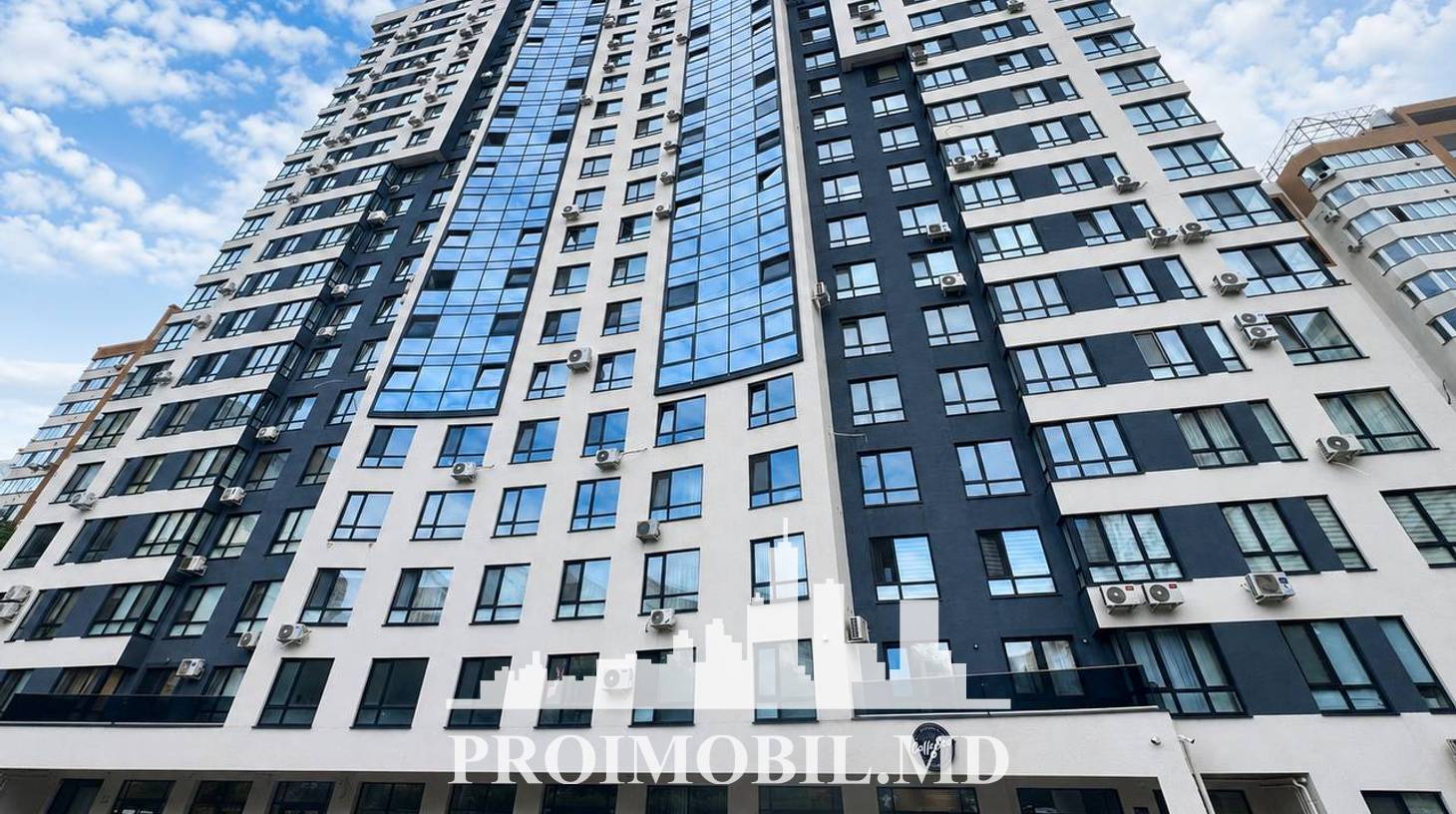 https://images.proimobil.md/0Kz7fBUgXoYVueS8fAjbuJ-veKwJNq7F7n31fztoc5s/watermark:0.75:so:0:30:0.39/resize:fill:1460:816:1/gravity:ce/bG9jYWw6Ly8vZXN0YXRlL2xyL2ExZTg3OWVhLWU4MDctNGExYi1hOTg2LWU5MDU1ZThmYzM4NC5qcGVn
