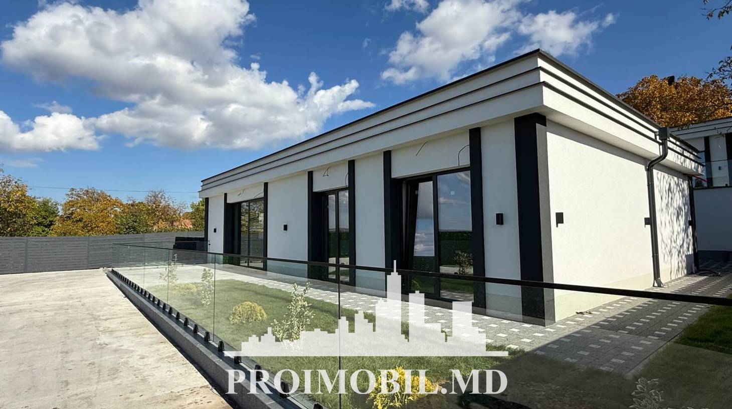 https://images.proimobil.md/0LyO0yrbdju1FcaQsBqPU1KuI4_D3dbYkpz0r-NZljo/watermark:0.75:so:0:30:0.39/resize:fill:1460:816:1/gravity:ce/bG9jYWw6Ly8vZXN0YXRlL2xyLzE2OWY3Mjg1LTRkYzgtNDI0MC1hOTljLTU1MmQ1MmVmOWQ1My5qcGVn