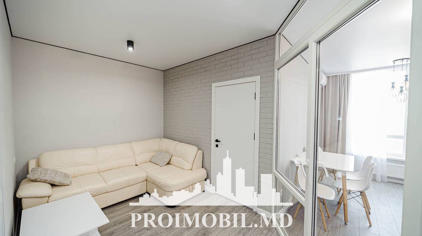 https://images.proimobil.md/0Ouggr8La3yD09SkrzlnAUl69n8YKqyGuvr8wk3yR98/watermark:0.75:so:0:30:0.39/resize:fill:1460:816:1/gravity:ce/bG9jYWw6Ly8vZXN0YXRlL2xyLzljODg1NTljLTFiMGItNGUyNy1iNDhmLTAyNmE0ODc3MWFhZS5qcGVn