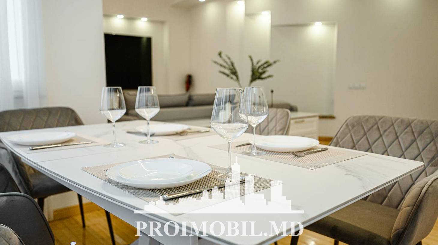 https://images.proimobil.md/0QXP4hIGPgdsDzl_RTFzpHBXI2oR49w1-K72gAJvlP4/watermark:0.75:so:0:30:0.39/resize:fill:1460:816:1/gravity:ce/bG9jYWw6Ly8vZXN0YXRlL2xyL2VmYjY0NzhlLWI3ZjUtNGM5MS1hZjZlLTFlNTMwYWJhZTJhZC5qcGVn