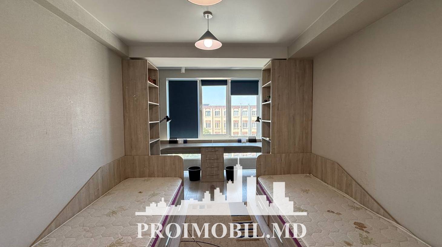 https://images.proimobil.md/0RfSdoHo4mTxgSnGZnMsGGv_xXxWVjQ5y3o0RpHW1OE/watermark:0.75:so:0:30:0.39/resize:fill:1460:816:1/gravity:ce/bG9jYWw6Ly8vZXN0YXRlL2xyL2M2NzQ1ZTg2LTNhM2MtNDgzOS05NTRkLTJlOWIwNWU4OWJhNy5qcGVn