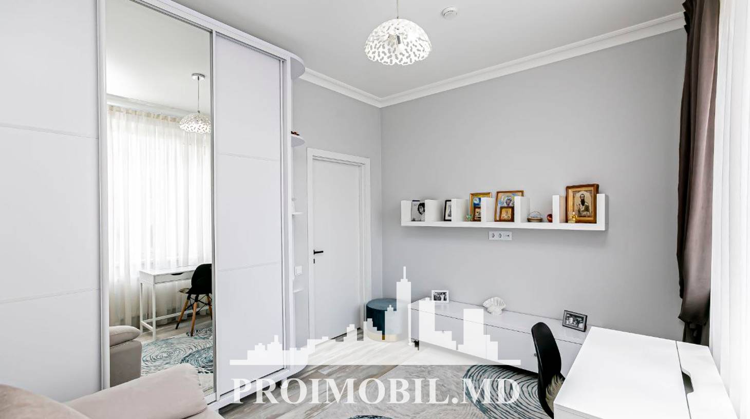https://images.proimobil.md/0SYqJ3gd4UEL4UPME60zAcC4AExQWjUIruk8xBVbWY0/watermark:0.75:so:0:30:0.39/resize:fill:1460:816:1/gravity:ce/bG9jYWw6Ly8vZXN0YXRlL2xyLzAxM2JiNDI0LTI1ZDAtNGNkNi1hYmJiLTdkMGM3YmMyMmM3MC5qcGVn