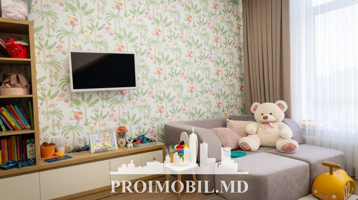 https://images.proimobil.md/0T1yXSrcBc045PkPzM1Q8Hs3dg_XmyJdXGaTsIJtWKs/watermark:0.75:so:0:30:0.39/resize:fill:1460:816:1/gravity:ce/bG9jYWw6Ly8vZXN0YXRlL2xyL2Y1ZjZjMjNhLWZkZWItNGQyOS05Njk3LThkZmFmNzY0YjY2ZS5qcGVn