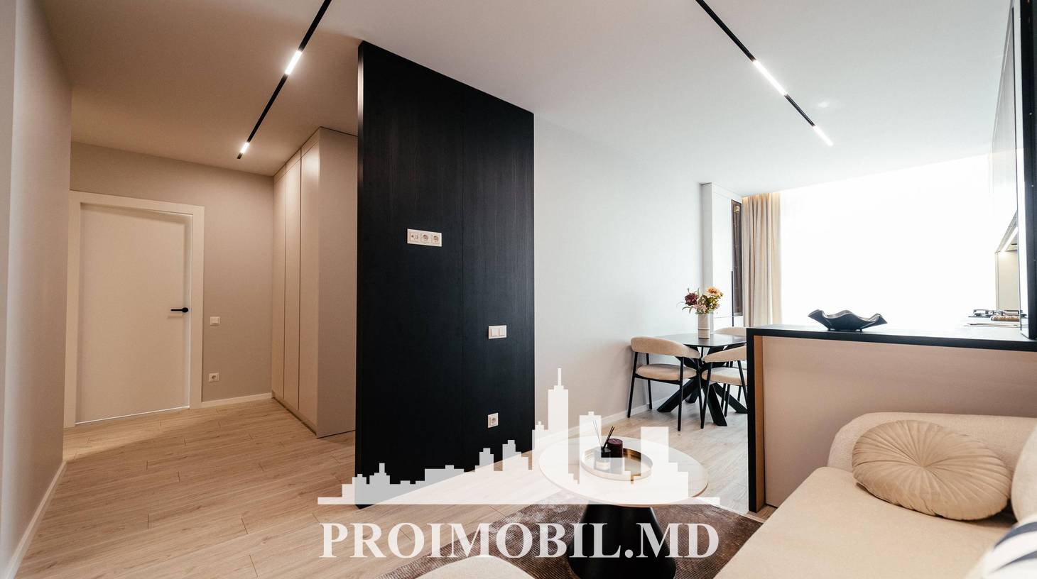 https://images.proimobil.md/0Tfi9H82HKzKjJkw51VvE3woL8_JnzgXgCN06iLMo9Y/watermark:0.75:so:0:30:0.39/resize:fill:1460:816:1/gravity:ce/bG9jYWw6Ly8vZXN0YXRlL2xyLzA5NDAwN2ZkLTljYjQtNGE1ZC04ZWM5LTIxOWEyMDlkYTY1Yy5qcGVn