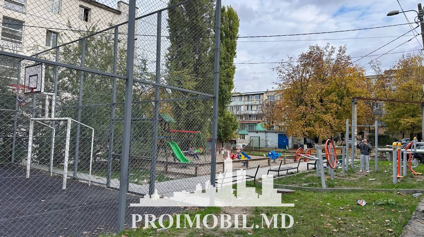 https://images.proimobil.md/0V-u8KlBK9M4ROMcSoGQigP-RNvTwKFwNjNG3t89_fw/watermark:0.75:so:0:30:0.39/resize:fill:1460:816:1/gravity:ce/bG9jYWw6Ly8vZXN0YXRlL2xyL2Q0MTA3MjE5LWE2NWQtNGQ4Yy04NWEyLTVjOGNlNTQ0MjRmZC5qcGVn