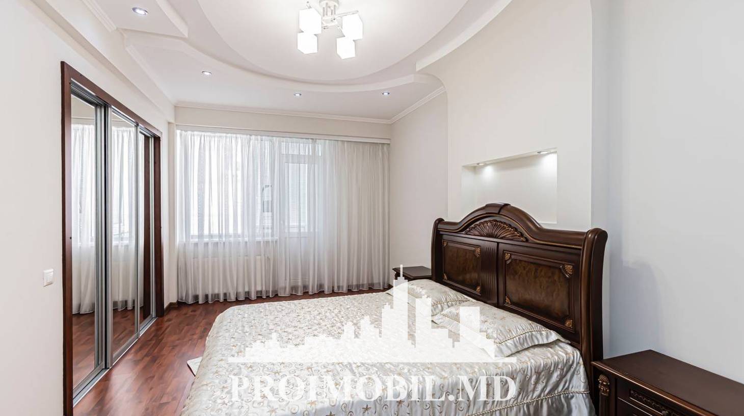 https://images.proimobil.md/0VBUH-ZYM9ZYenIeq50fRbZOF1bP6caQH8wJuC5Zxy8/watermark:0.75:so:0:30:0.39/resize:fill:1460:816:1/gravity:ce/bG9jYWw6Ly8vZXN0YXRlL2xyLzZiYzA0MTAxLTcyZGUtNDkzZS1iZjYxLWExOTVlYjlmODFmMS5qcGVn