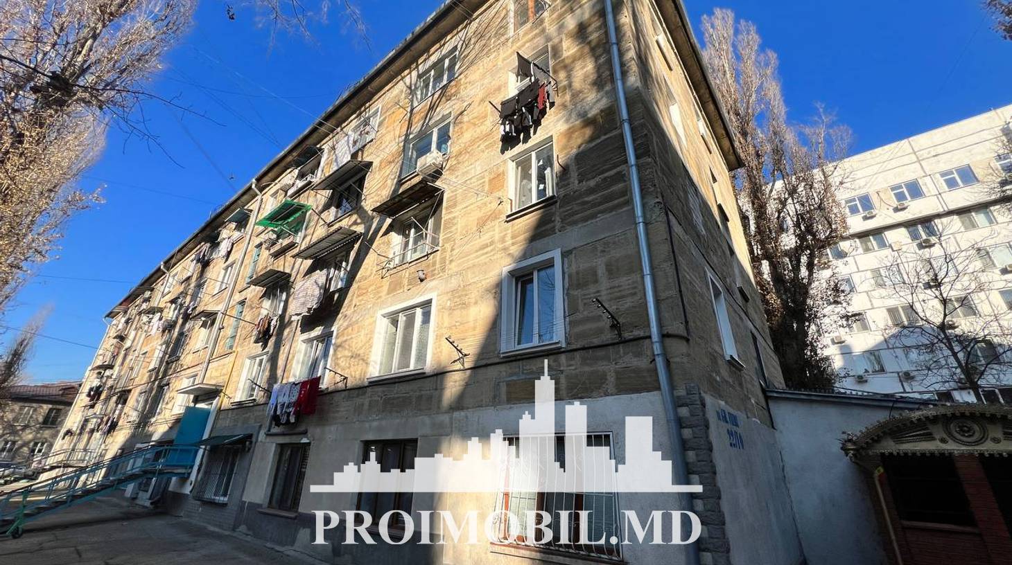 https://images.proimobil.md/0VbWq72DkEy27Yvx0fpHNrJXhhvKmPvwkOUiO0shmRQ/watermark:0.75:so:0:30:0.39/resize:fill:1460:816:1/gravity:ce/bG9jYWw6Ly8vZXN0YXRlL2xyLzc4NmEwNDYxLThlYjItNGIyMC1iNTc3LTE1NGNlYjIyMzhhMy5qcGVn