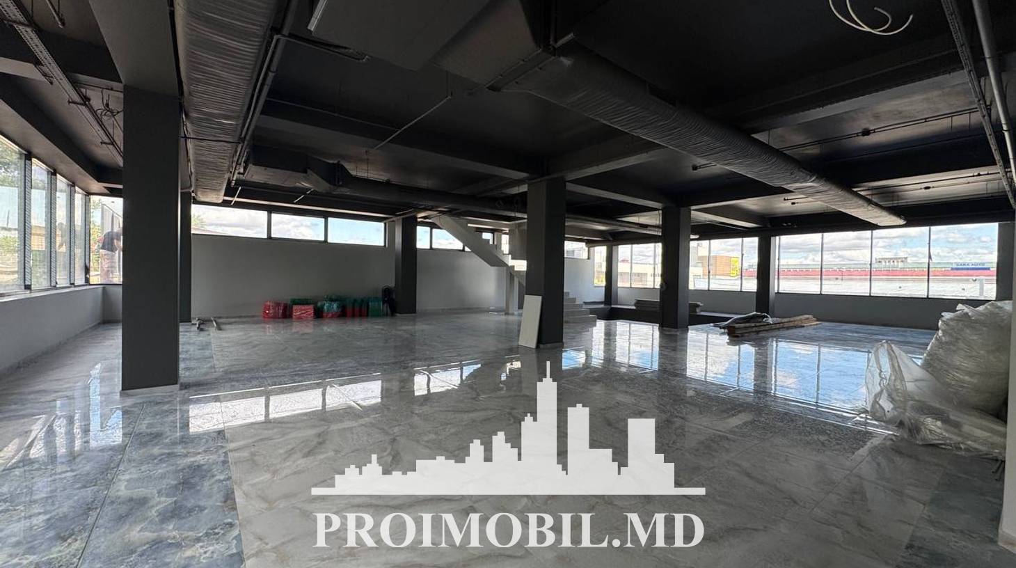 https://images.proimobil.md/0_ZJOsF2Ah13mZoZtZQuxYoHTuLPJh7_VOvmdKZhKdQ/watermark:0.75:so:0:30:0.39/resize:fill:1460:816:1/gravity:ce/bG9jYWw6Ly8vZXN0YXRlL2xyLzU3ZjU2Y2ZhLTBjZjctNDhjYy04ZGYyLTY4ZTVjYjBlM2IxMy5qcGVn