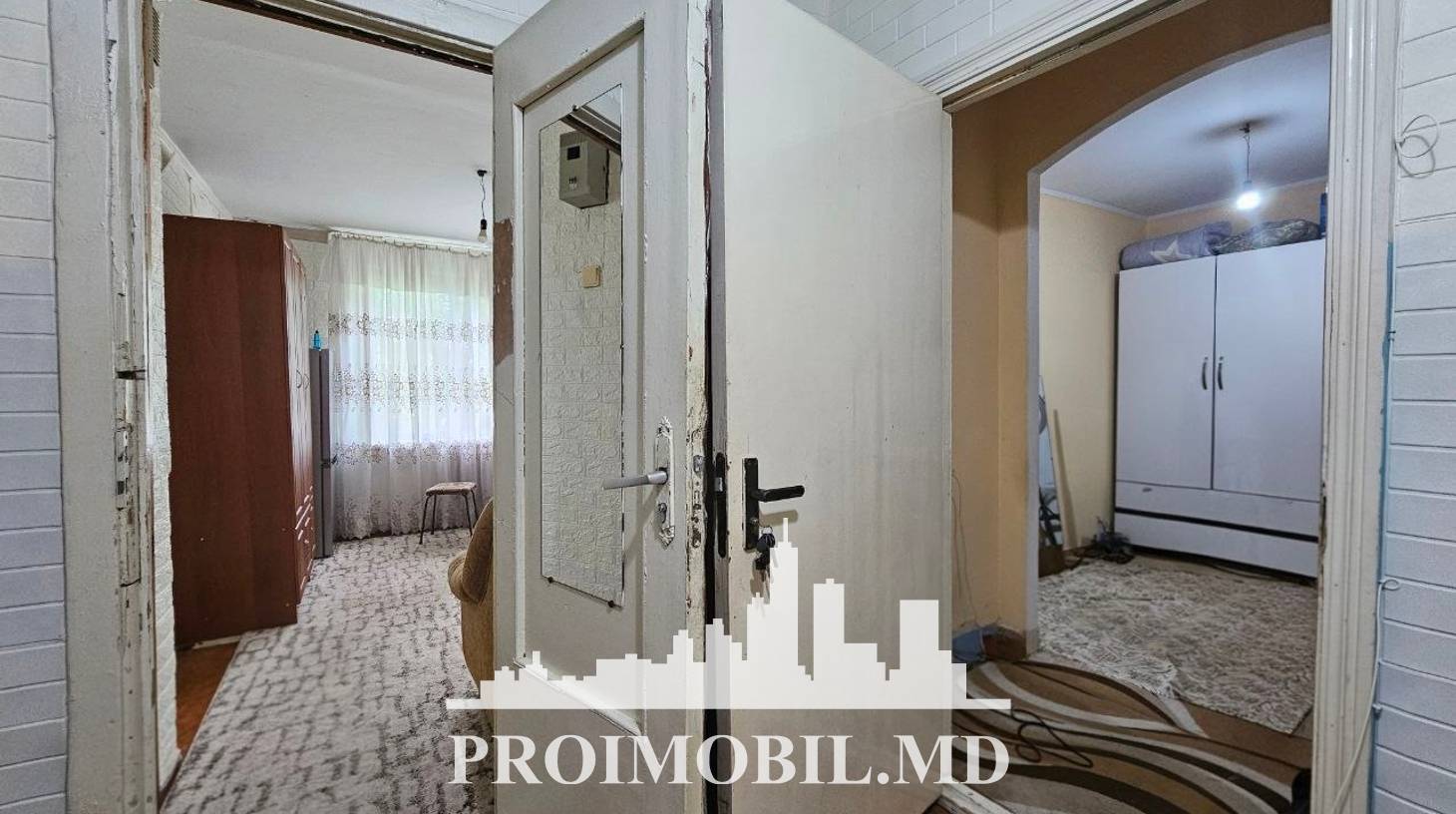 https://images.proimobil.md/0jsT6pWYkxTVtlw820KGu1F3YiBeLtsRdFzWxrzybzA/watermark:0.75:so:0:30:0.39/resize:fill:1460:816:1/gravity:ce/bG9jYWw6Ly8vZXN0YXRlL2xyL2E5OTE0MjE3LThjMTktNDg4Ni04Mjk3LTc5NmNiMWQ2MTVjYy5qcGVn