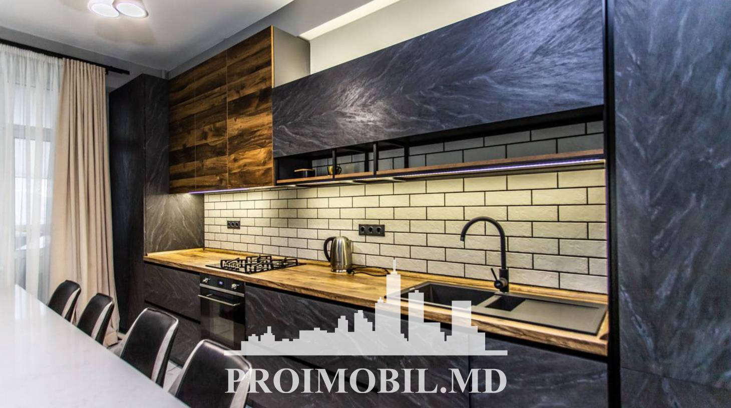 https://images.proimobil.md/0pZua5Z1_GLGMKG-e1jVOwuf8Omn2BP78ezjSpwAt1s/watermark:0.75:so:0:30:0.39/resize:fill:1460:816:1/gravity:ce/bG9jYWw6Ly8vZXN0YXRlL2xyLzQ1YmVlMDliLTA2OTEtNGZiYS1iNzdkLWRiMDQ1ZTQ5NTc5Yi5qcGVn