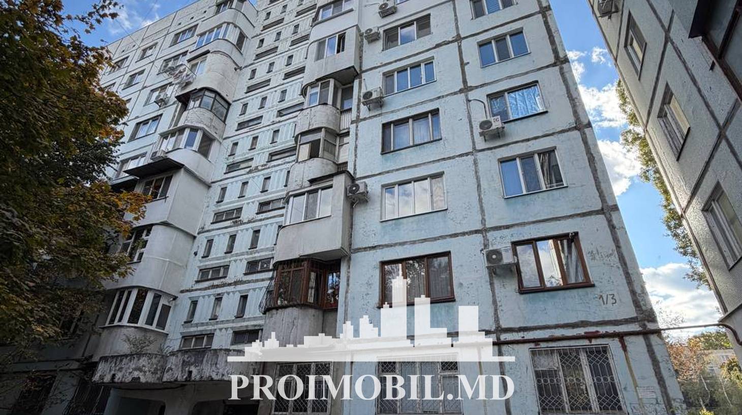 https://images.proimobil.md/0vX3Aly5tCV-1fRxCAvjgXoyK0cDyRITSDEkM94zdnI/watermark:0.75:so:0:30:0.39/resize:fill:1460:816:1/gravity:ce/bG9jYWw6Ly8vZXN0YXRlL2xyLzA0Mjk1MWM0LTQ0YWQtNGMwNS1hYTIwLWI4MTA2NjMzYzIyNS5qcGVn