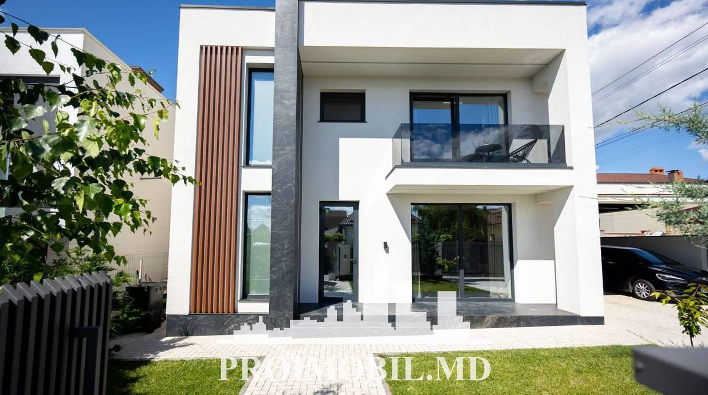 https://images.proimobil.md/0zKJ_ojSgCzZ8C6grn4FFLJauQakHTY3Li9k1o8KZNM/watermark:0.75:so:0:30:0.39/resize:fill:1460:816:1/gravity:ce/bG9jYWw6Ly8vZXN0YXRlL2xyL2RkZjUzYzE0LThjMzgtNDJjMS04YjMwLTIxNjAyNjBiZmUzMC5qcGVn
