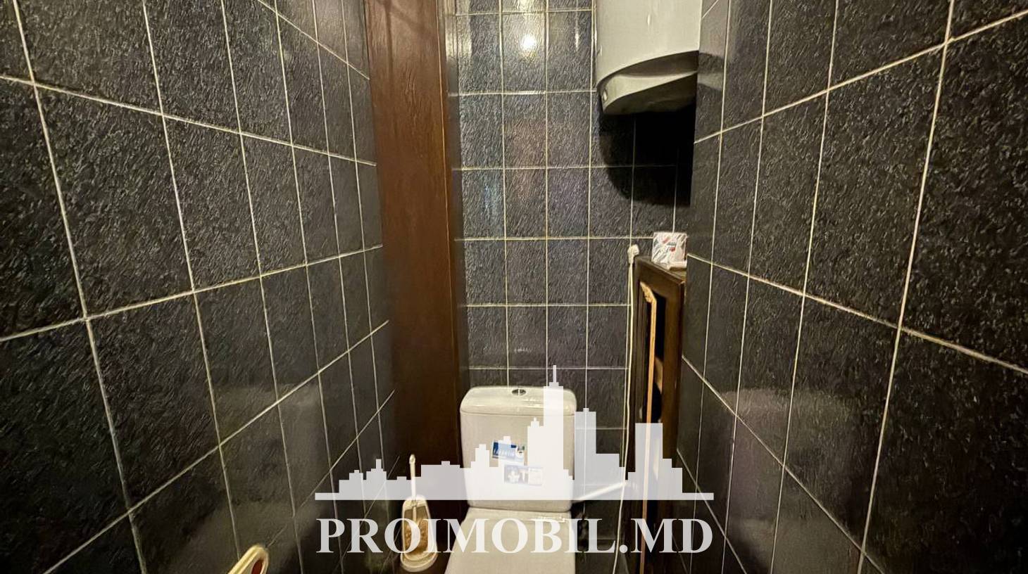 https://images.proimobil.md/106u9m2Oyjd2HeKmLwaFvaVQw4GSPooTSKKD8AX9QMY/watermark:0.75:so:0:30:0.39/resize:fill:1460:816:1/gravity:ce/bG9jYWw6Ly8vZXN0YXRlL2xyL2Q3YTQ0ZTM0LTcxYTktNDRjZC1hZTQ0LWI5Mjg5NjZmNGYxNi5qcGVn