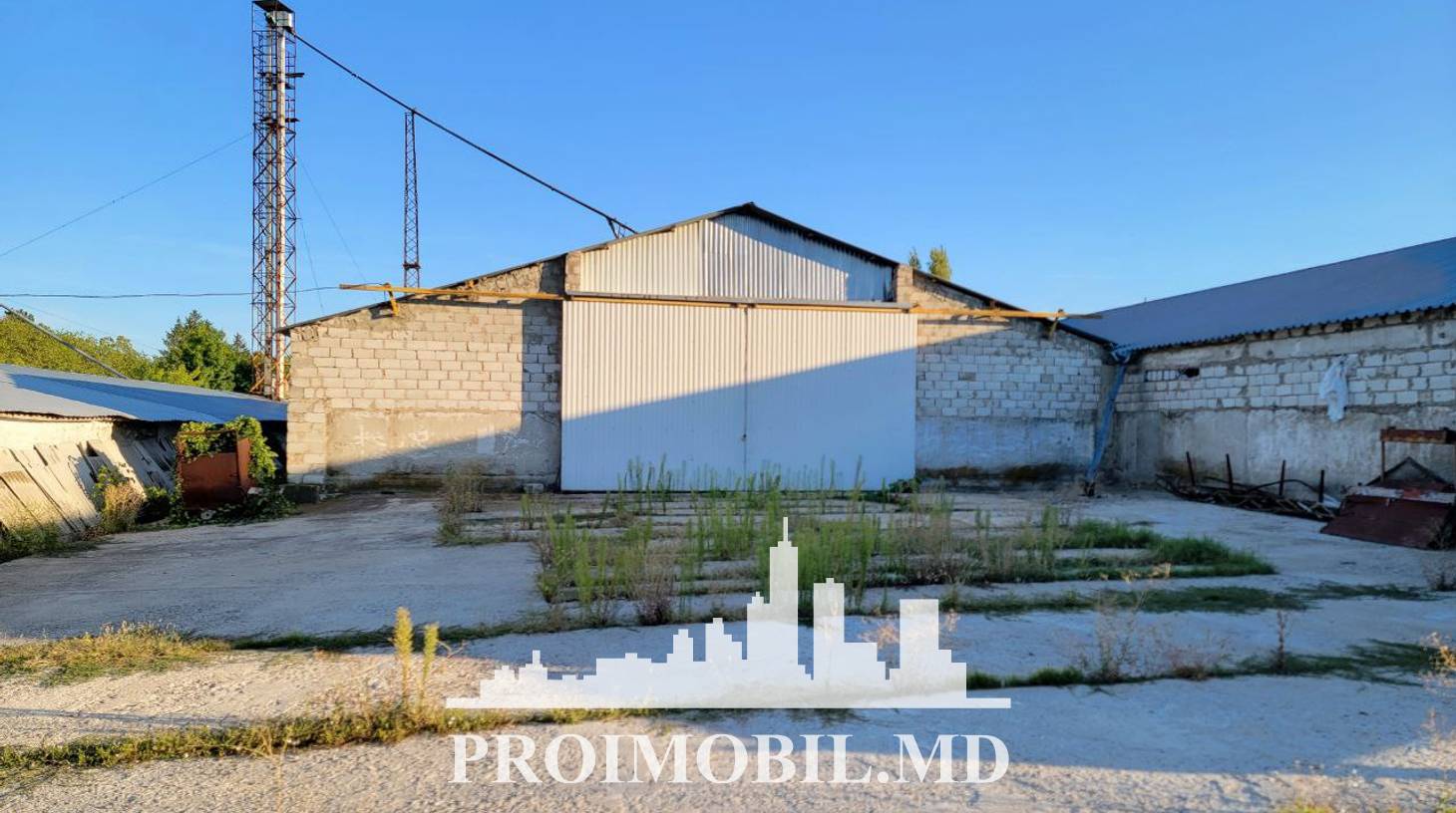 https://images.proimobil.md/10Xzqc-4U2NxjSEbOXZdjcHJh__L8_s_NeWGPQxSxzE/watermark:0.75:so:0:30:0.39/resize:fill:1460:816:1/gravity:ce/bG9jYWw6Ly8vZXN0YXRlL2xyLzhmZWU5YWRjLTZjMjUtNGQ1Yy05MWE5LTlkZTc4NTI4YWM3YS5qcGVn