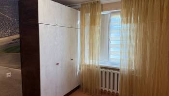 https://images.proimobil.md/10gMrTs9QG3j7KvIzzfYaKjI1EmfSLsjKYpWUVBxM-k/resize:fill:350:198:1/gravity:ce/bG9jYWw6Ly8vZXN0YXRlL2xyLzI4ZDRhNzYxLWEyNjgtNDY1Ny04YWFiLWRhNWNiYzA5ZDU3My5qcGVn