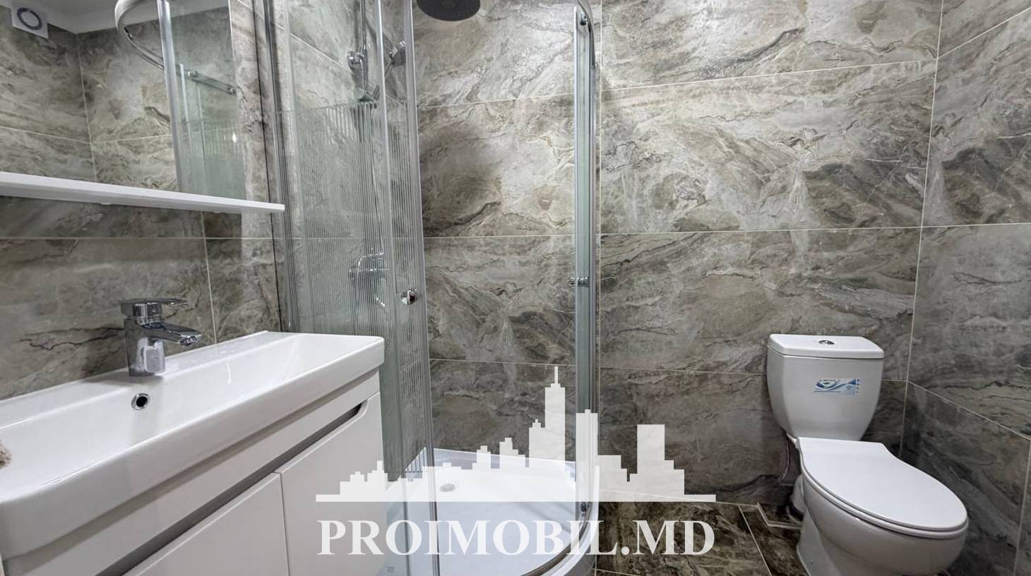 https://images.proimobil.md/149fvcbaQnhkGIk4_2KK3uh-uUj5HW-7UBm1hND7fIM/watermark:0.75:so:0:30:0.39/resize:fill:1460:816:1/gravity:ce/bG9jYWw6Ly8vZXN0YXRlL2xyL2YyNDhkODI1LTczNDUtNGE4NC05YWFkLTQxMjY2MTZmMzIwNC5qcGVn