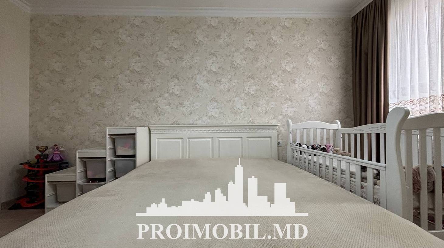 https://images.proimobil.md/14m1EaBX5IxvoKrrVEkSsZk7G1GB-mPBaRRamNG1K6E/watermark:0.75:so:0:30:0.39/resize:fill:1460:816:1/gravity:ce/bG9jYWw6Ly8vZXN0YXRlL2xyLzMzNzlkN2ZlLTUxNTEtNDhlZC04YTVkLWM4OGEwNjgzOGFkMy5qcGVn