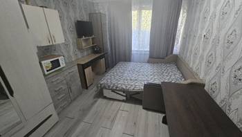 https://images.proimobil.md/14pp38GyCa6uaM_634UUU0dL1z73SU2QcuLsIo_Jgpc/resize:fill:350:198:1/gravity:ce/bG9jYWw6Ly8vZXN0YXRlL2xyLzNmNGY5MTAwLTJkMjAtNDU2Yy1hYTFiLTg3ZTUzZDM4OWE0OC5qcGVn