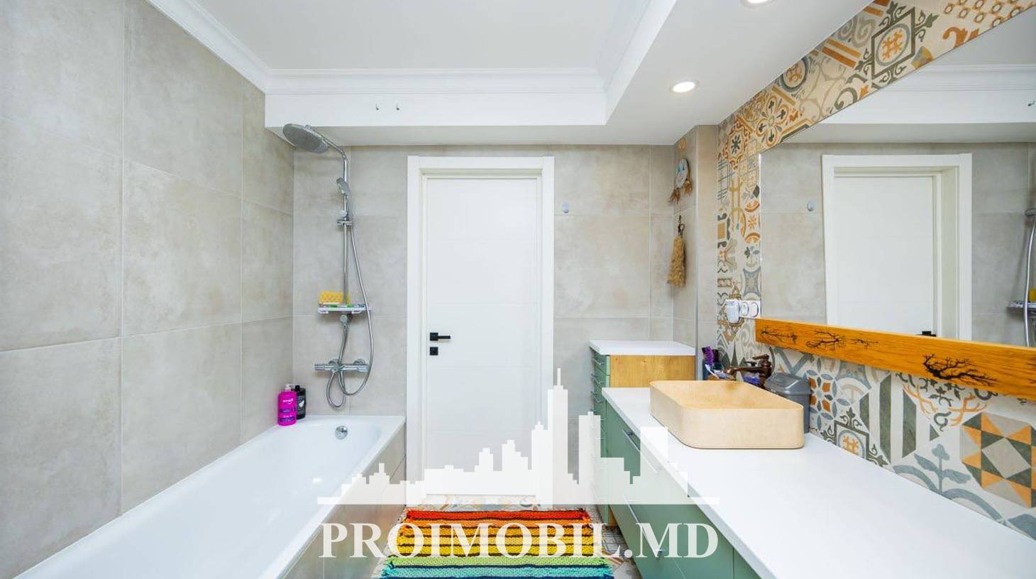 https://images.proimobil.md/14vSA2NCEIp0GMTMbdL6ymQw4thxsSDSN5OHlh8mopo/watermark:0.75:so:0:30:0.39/resize:fill:1460:816:1/gravity:ce/bG9jYWw6Ly8vZXN0YXRlL2xyL2MyNmI1NWYzLTRiZDctNGI1NS05MzRiLTUyNTA0ZjEyYWE4OS5qcGVn
