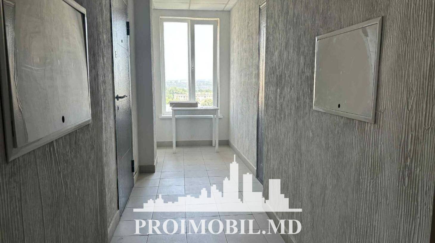 https://images.proimobil.md/15j3NXeNNU9z8GwJiDbfE0utd2qWUujt9y2clZ4Pgrs/watermark:0.75:so:0:30:0.39/resize:fill:1460:816:1/gravity:ce/bG9jYWw6Ly8vZXN0YXRlL2xyL2YyYjYyN2I4LTViNGUtNGQzNS04Y2U3LWExYmFiZGE2MjMxMi5qcGVn