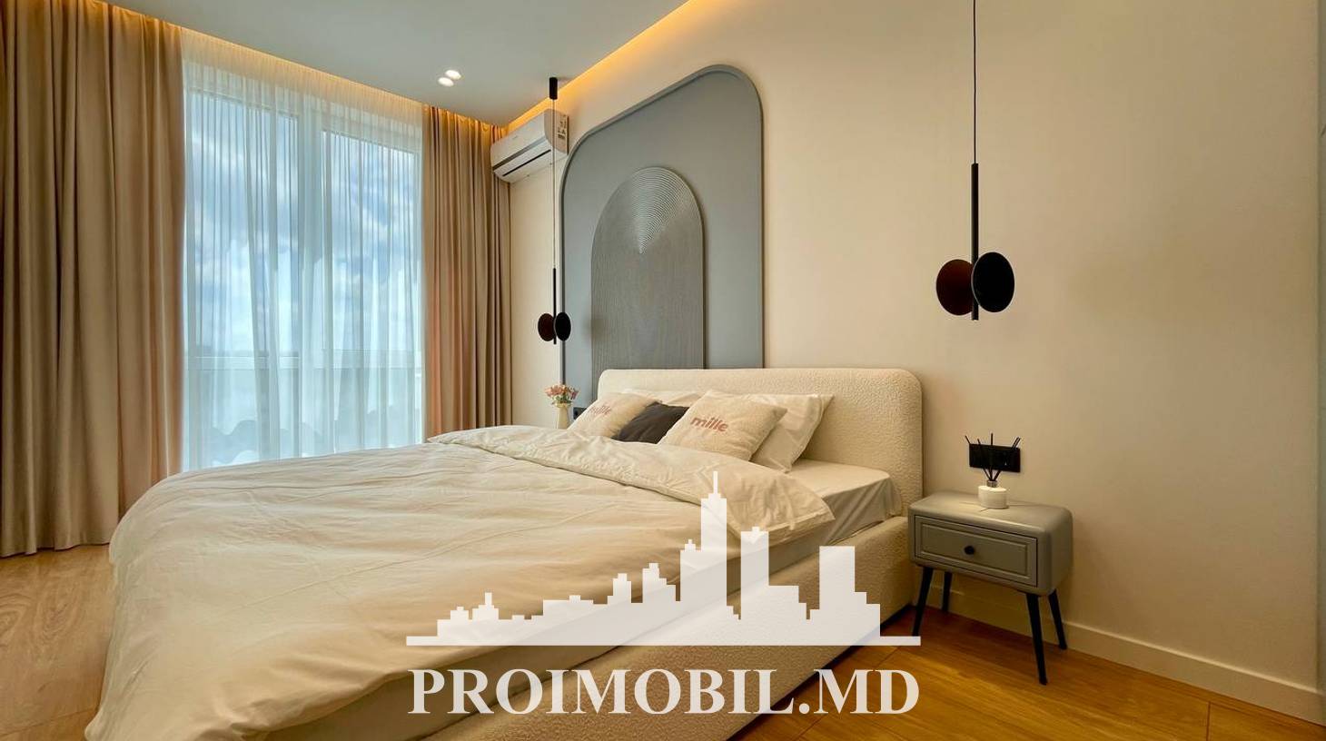https://images.proimobil.md/17Wy312b6e_ubl0FocYI7CN5AjWXXu8dmiCzF5E4BfM/watermark:0.75:so:0:30:0.39/resize:fill:1460:816:1/gravity:ce/bG9jYWw6Ly8vZXN0YXRlL2xyL2NlNzA3ZmFmLWUxNTYtNDdmYi04MTExLTE3Y2ZjZGMyMWU4NC5qcGVn