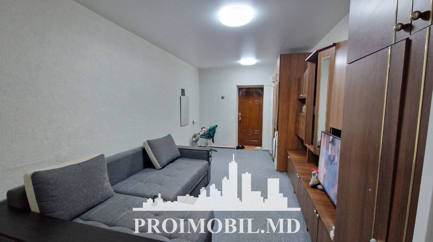 https://images.proimobil.md/18hm4-dw5ltvoQITUvud8dVn2GHlmtUfWXO6GguV11o/watermark:0.75:so:0:30:0.39/resize:fill:1460:816:1/gravity:ce/bG9jYWw6Ly8vZXN0YXRlL2xyLzE0NWMxMTFkLWRlYjQtNDRiNC05ZTY3LThhMmJhNDA5ZThhNS5qcGVn