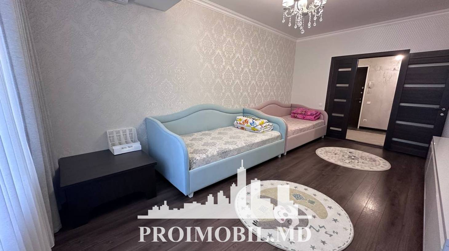 https://images.proimobil.md/18jNyzdFQrRE-1XEUnsXN86aMAWEFJd6VhmKF5d1yCg/watermark:0.75:so:0:30:0.39/resize:fill:1460:816:1/gravity:ce/bG9jYWw6Ly8vZXN0YXRlL2xyL2Y2NDI0YjE5LTY5NjUtNDU0OC1iNGI4LTViMTEwOWVlZjA1Mi5qcGVn