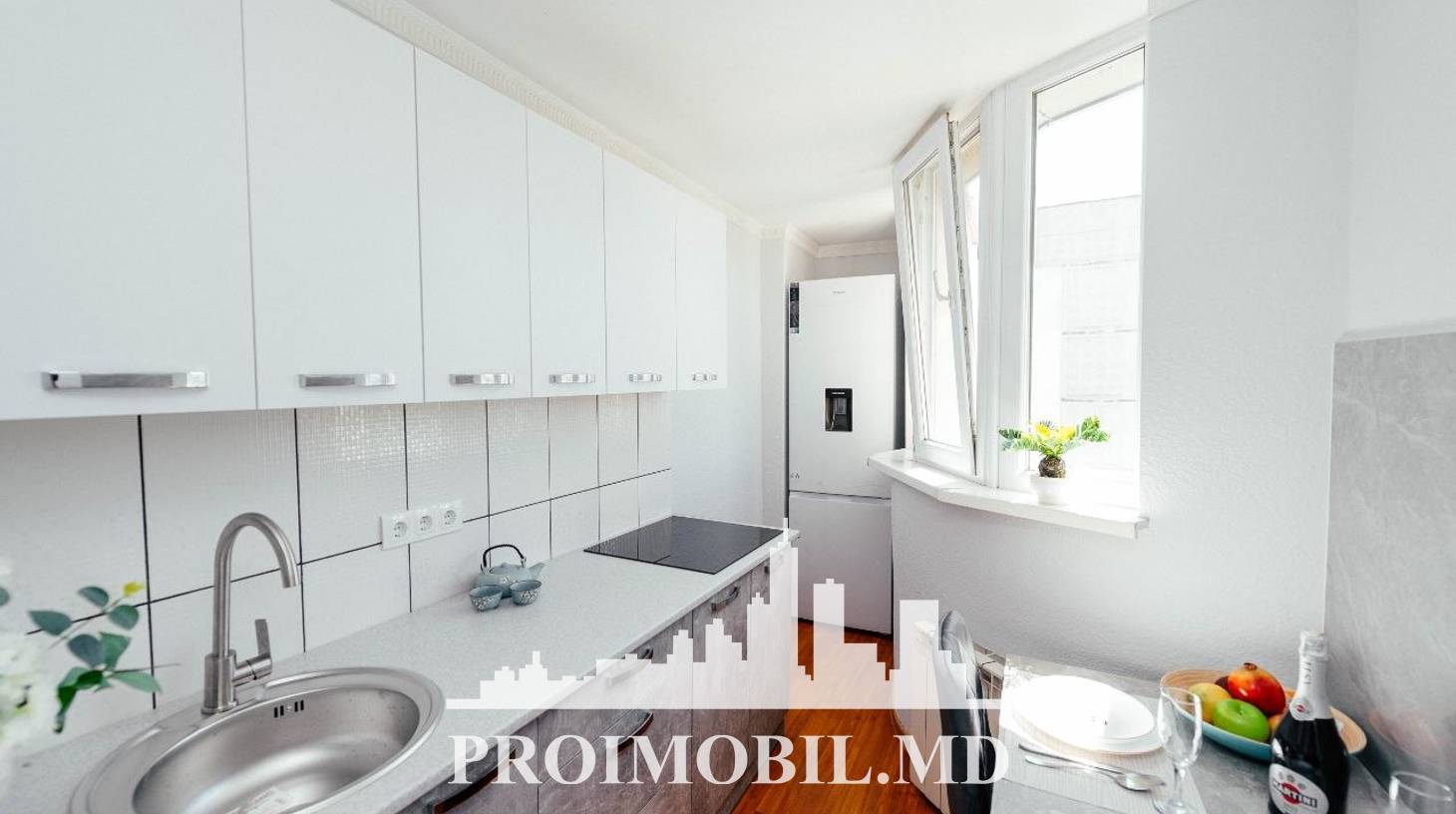 https://images.proimobil.md/1BRWcUWVDN9AK9goWkx48GeZaMw2nu94JQ1fQgGoMO0/watermark:0.75:so:0:30:0.39/resize:fill:1460:816:1/gravity:ce/bG9jYWw6Ly8vZXN0YXRlL2xyLzIyMDBmOGI2LWNhNzktNDlmZi1iNDAwLWRlNDc1MmQ4YmE5Zi5qcGVn