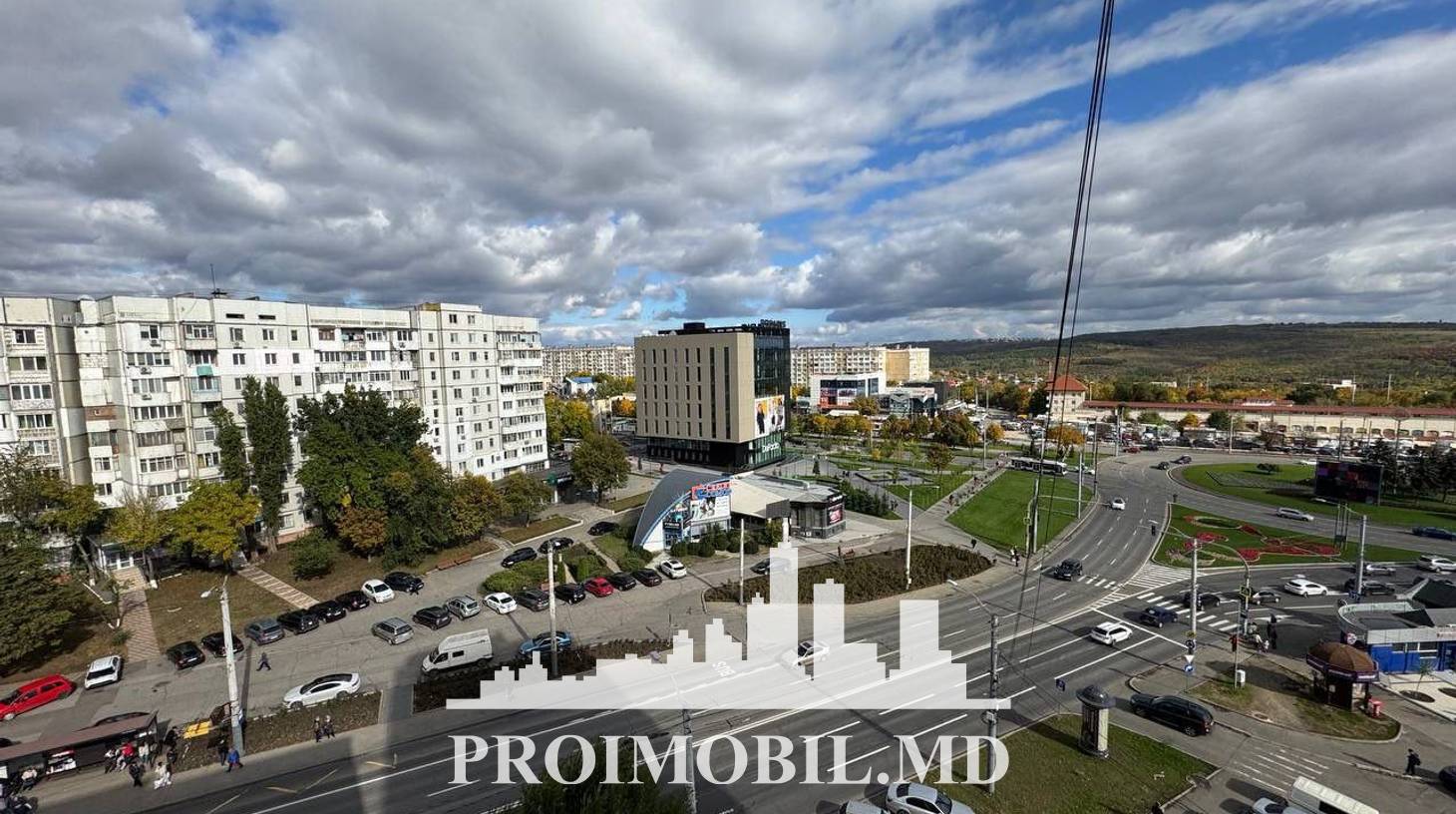 https://images.proimobil.md/1BUa_RRkdCegKxzHIk66EENku91xYnhL_m6FOThNrV8/watermark:0.75:so:0:30:0.39/resize:fill:1460:816:1/gravity:ce/bG9jYWw6Ly8vZXN0YXRlL2xyL2ExNWYyM2MyLTMxMjctNGEyNS04OWRhLWQyMjEyYmZhNmY5Yy5qcGVn