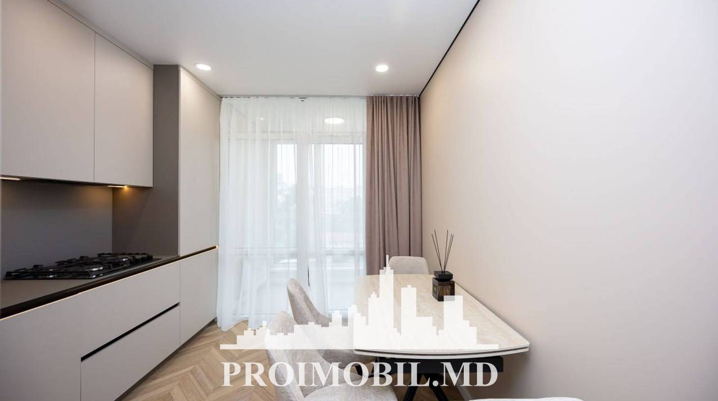 https://images.proimobil.md/1DLG3WDuiBuqF-JwNN7PdYsMpIugFrGvByVaf4dzfQ8/watermark:0.75:so:0:30:0.39/resize:fill:1460:816:1/gravity:ce/bG9jYWw6Ly8vZXN0YXRlL2xyL2RhODc1MTY4LWQwOTUtNGRlMi04Zjg5LWEwOTk4OGEyZGFlNi5qcGVn