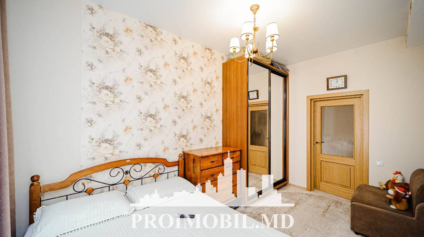 https://images.proimobil.md/1H18QGhtiVuDwb7g8gCTUDffw_1rbIS1pIEV8UNmM0M/watermark:0.75:so:0:30:0.39/resize:fill:1460:816:1/gravity:ce/bG9jYWw6Ly8vZXN0YXRlL2xyL2VjZGIzNzkzLTFkZTItNDkyYy1iYzVhLTUwNzk2ZjAzMzdlNy5qcGVn