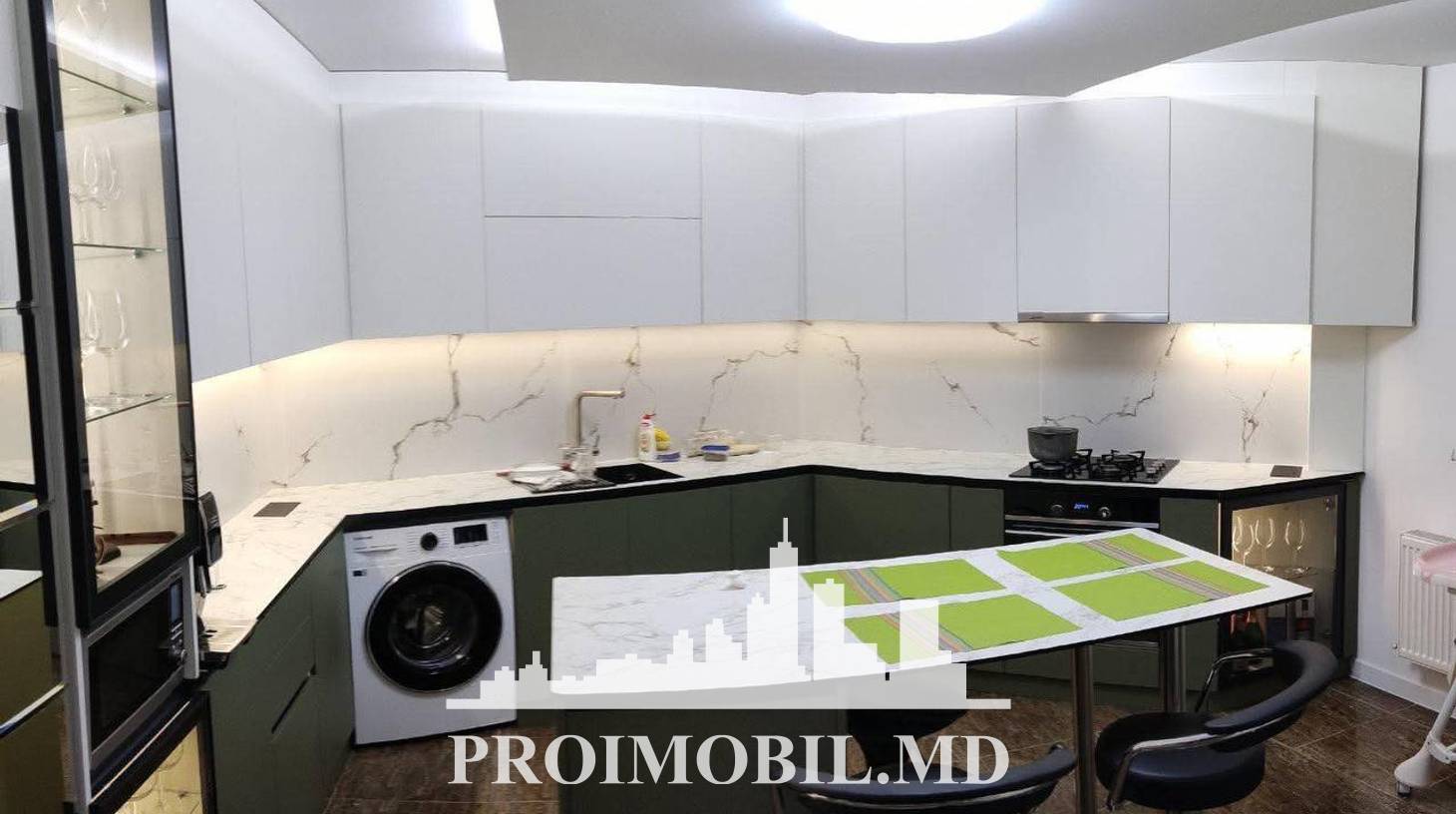 https://images.proimobil.md/1JlS_wJRkOPUlZEBH5oCF8Aw8b2Blqna_x-UEqp1pdU/watermark:0.75:so:0:30:0.39/resize:fill:1460:816:1/gravity:ce/bG9jYWw6Ly8vZXN0YXRlL2xyL2E2ZWIzNGZiLWNmY2MtNDNjNy1iZTI5LTQ5ZDBmNzNmNmU0OS5qcGVn