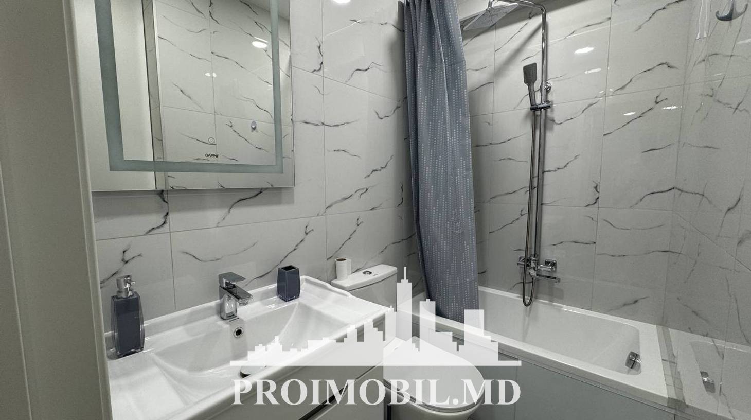 https://images.proimobil.md/1OjE38gDjOrM-O-r7_FosqszWj3IIyP2fKqQ-zL4L9I/watermark:0.75:so:0:30:0.39/resize:fill:1460:816:1/gravity:ce/bG9jYWw6Ly8vZXN0YXRlL2xyL2MxZDQ4YTQ1LWFkZWItNDNhNS05ODdhLTY4NWYwZDEzMDc3ZS5qcGVn