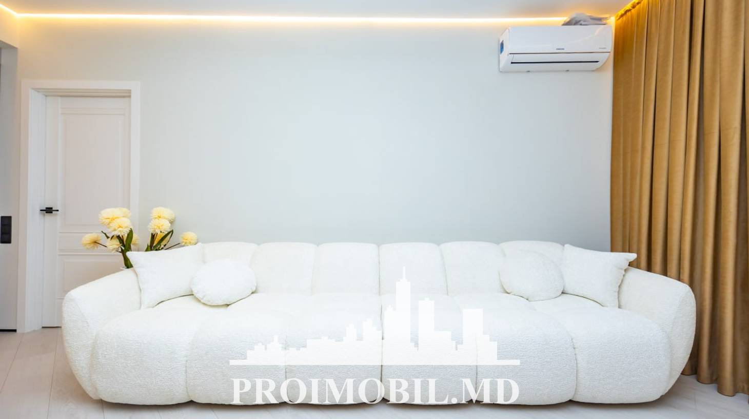 https://images.proimobil.md/1XM3Kms8NhXZxm5boFmz0jTTstd1uGVE8SYclWYMHw0/watermark:0.75:so:0:30:0.39/resize:fill:1460:816:1/gravity:ce/bG9jYWw6Ly8vZXN0YXRlL2xyL2ZjNDdmNTE3LWRmYmEtNDAxYi05ZjhiLTljZWVjNzA2M2NkOC5qcGVn