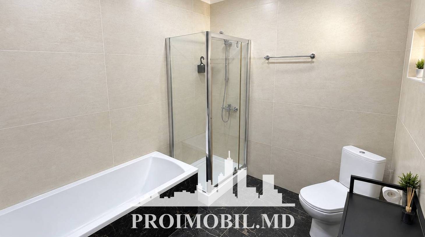 https://images.proimobil.md/1YW8R6Zbrq2cB6p3gj12A58oZQQkkn6y2ku2M4-6HB0/watermark:0.75:so:0:30:0.39/resize:fill:1460:816:1/gravity:ce/bG9jYWw6Ly8vZXN0YXRlL2xyLzE0NzkyOTI3LTJkNGMtNDVkMC1iMjZiLWYzMjFjMDU2NGM0Yy5qcGVn
